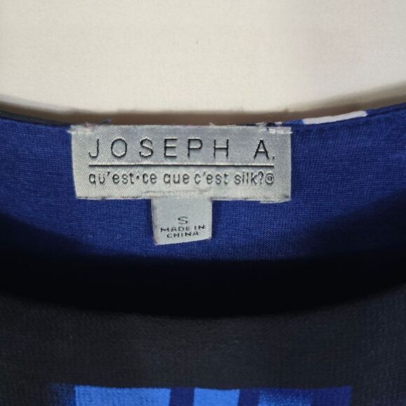 Blue and Black Plaid Blouse - Picture 5 of 5